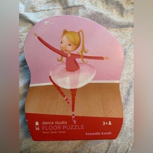 Crocodile Creek Dance Studio Floor Puzzle